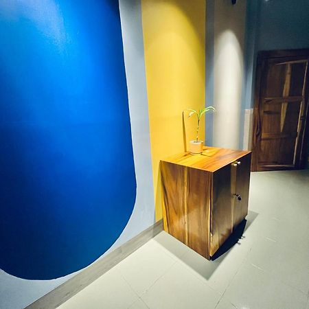 Por Chey Guesthouse Battambang Luaran gambar