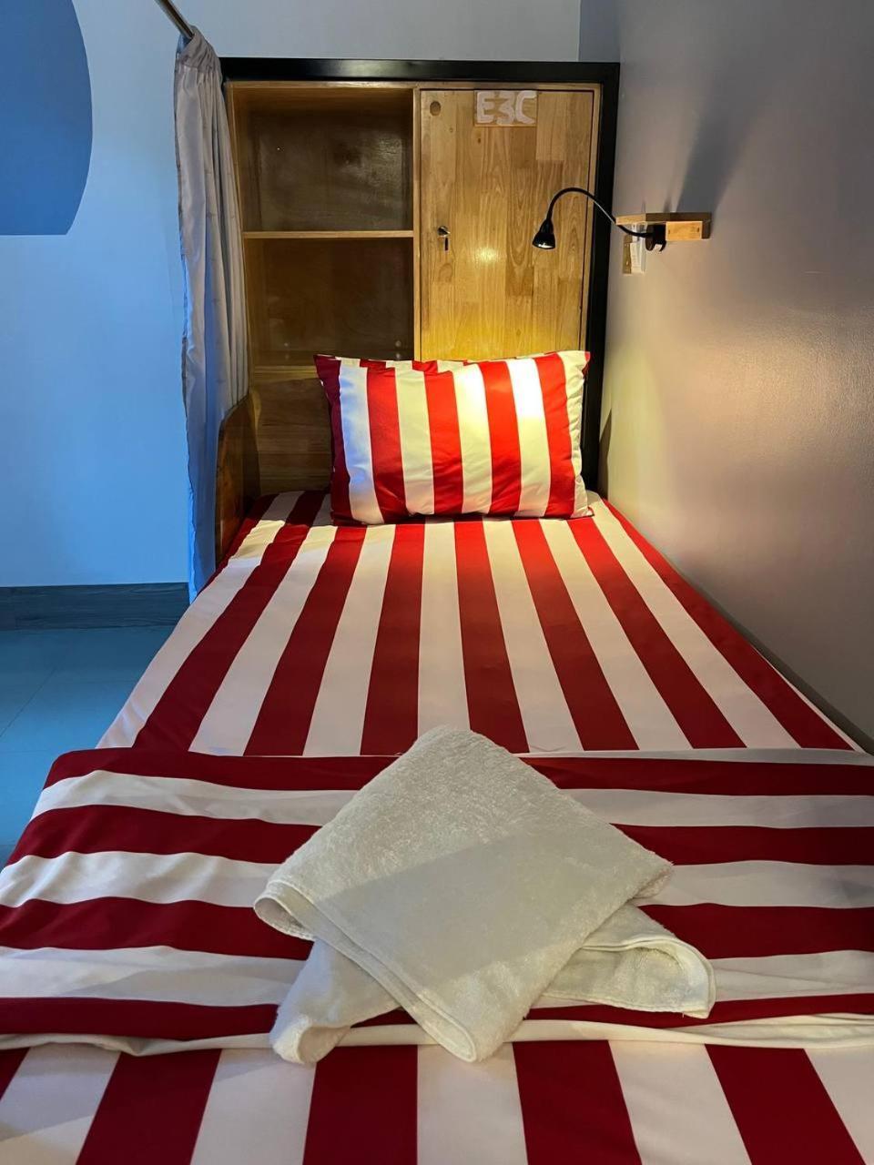 Por Chey Guesthouse Battambang Luaran gambar
