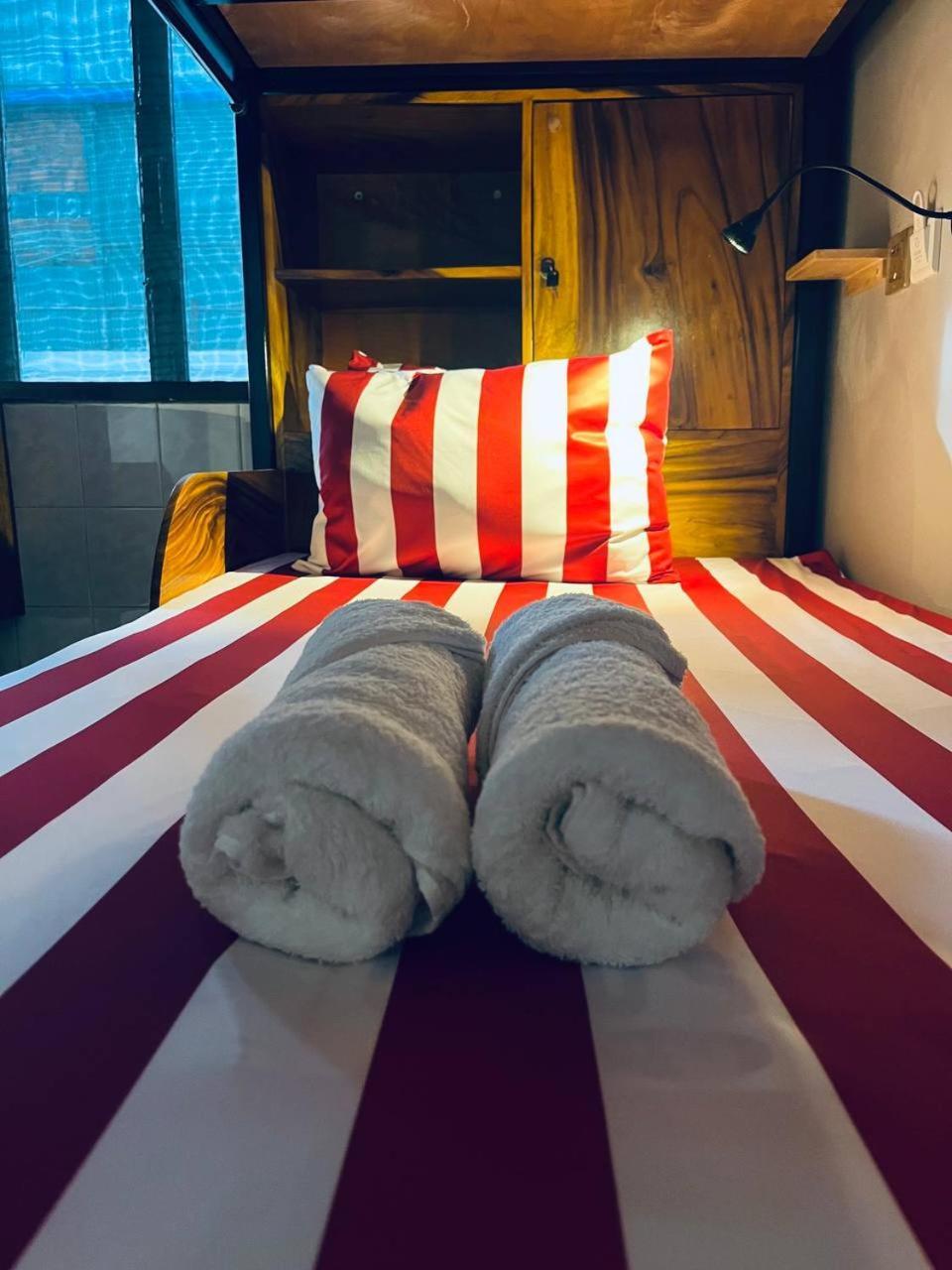 Por Chey Guesthouse Battambang Luaran gambar